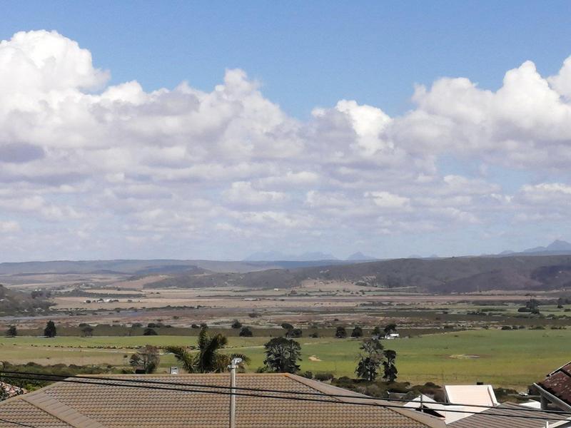 5 Bedroom Property for Sale in Fraaiuitsig Western Cape
